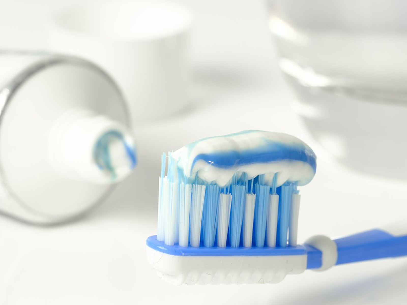 Can toothpaste cause Cheilitis?